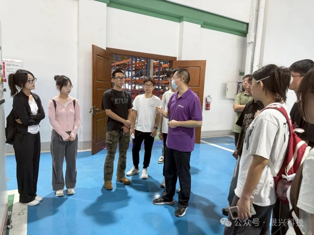 ����װ��