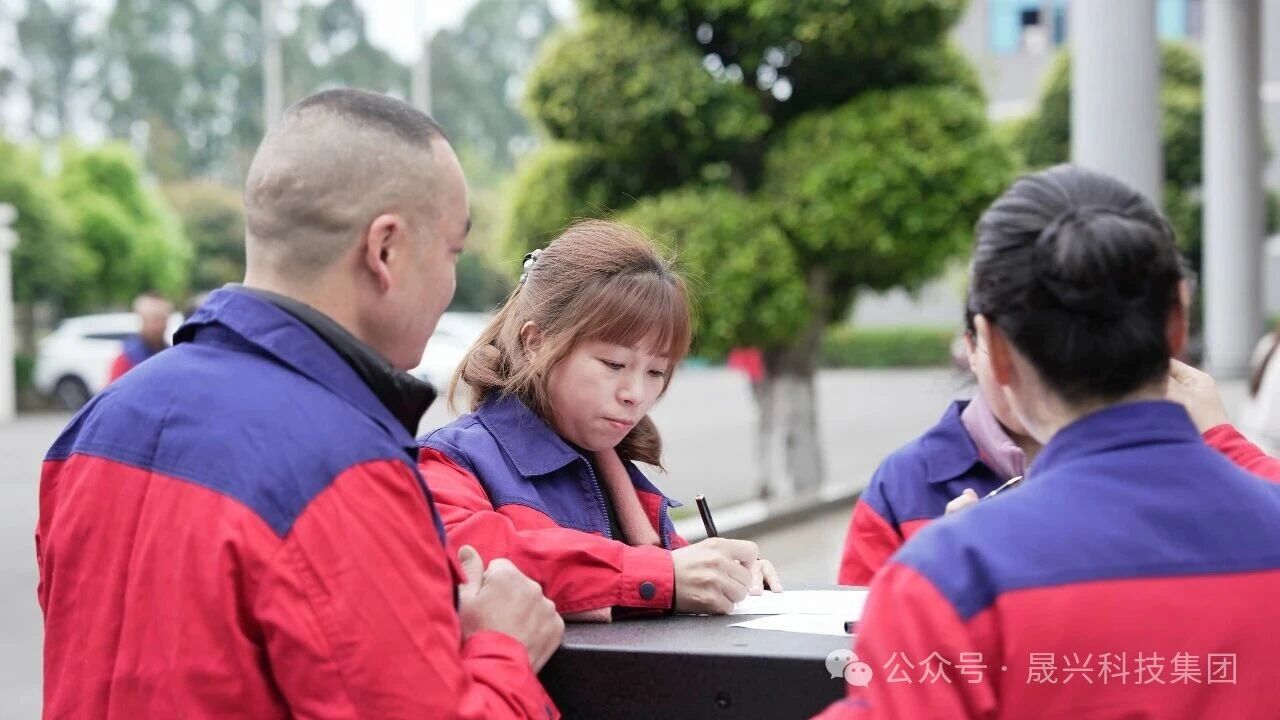 ����װ��